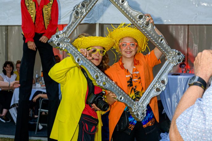 Fotoaktion im Familiengarten beim brillenball OpenAir 2021 von hoffmann und brillen